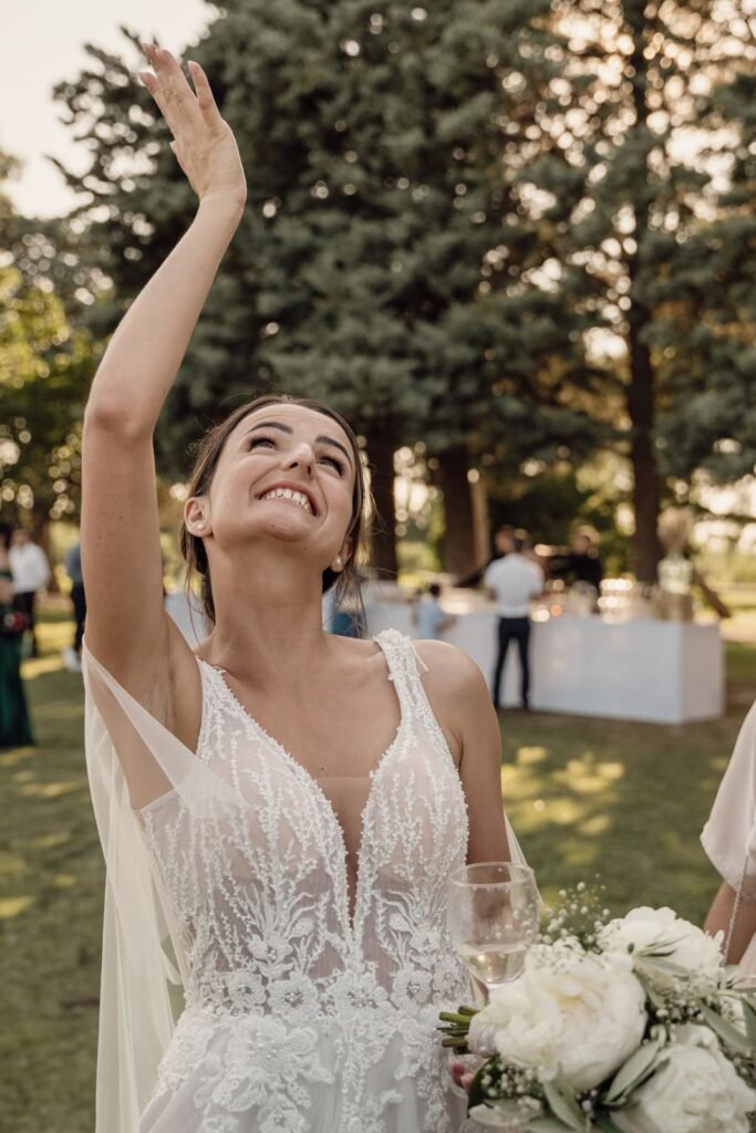 La mariée souriante - le mas de mauléon